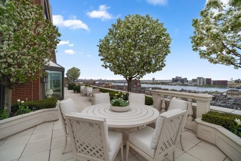 Carlton House Penthouse