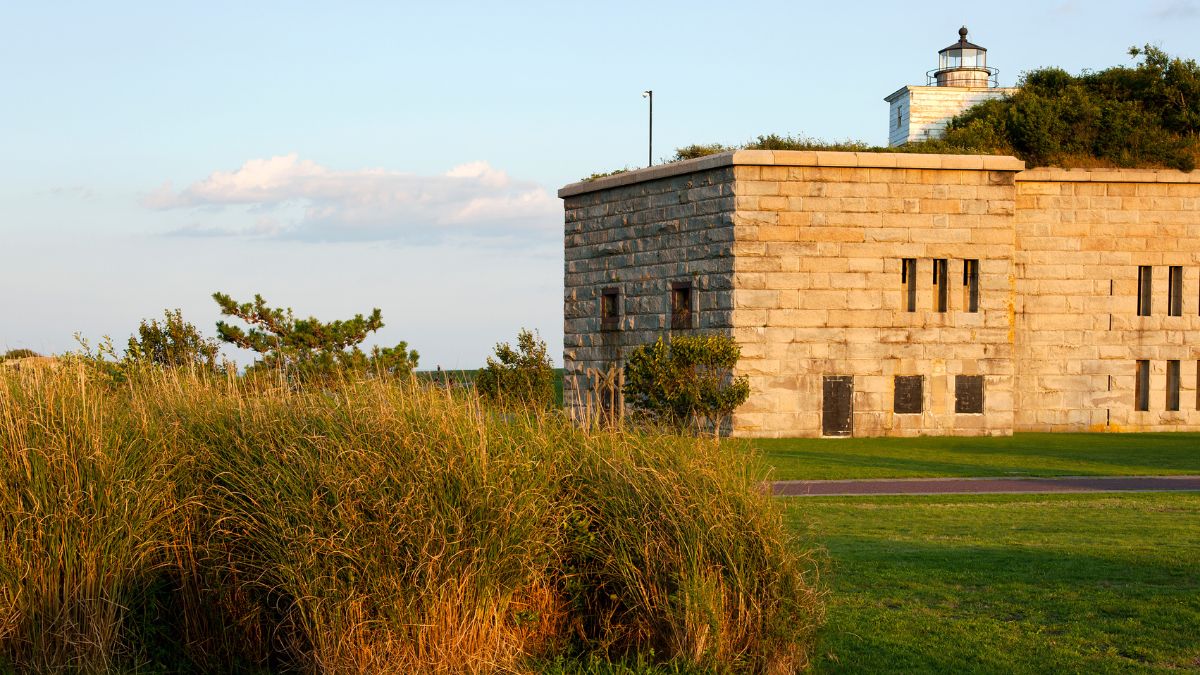 Fort Rodman and coastal grounds at Fort Taber Park in New Bedford