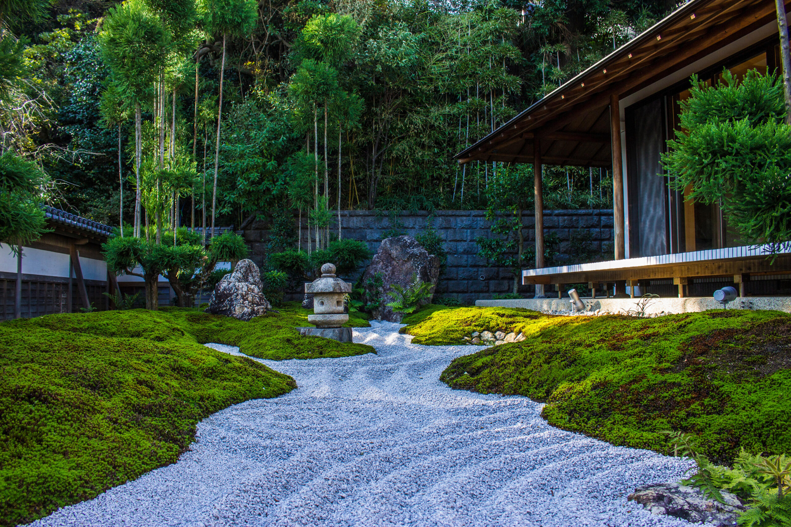 Luxury Landscaping Trend: Japanese Zen Garden