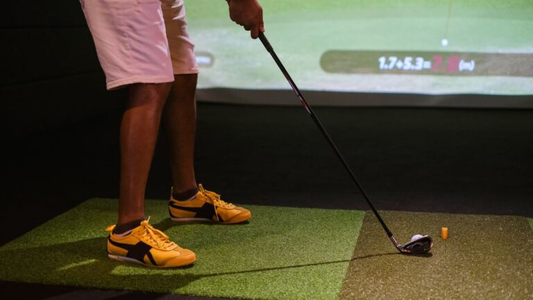 Golf Simulator in Yarmouth, Cape Cod - Indoor activities - Mid Cape
