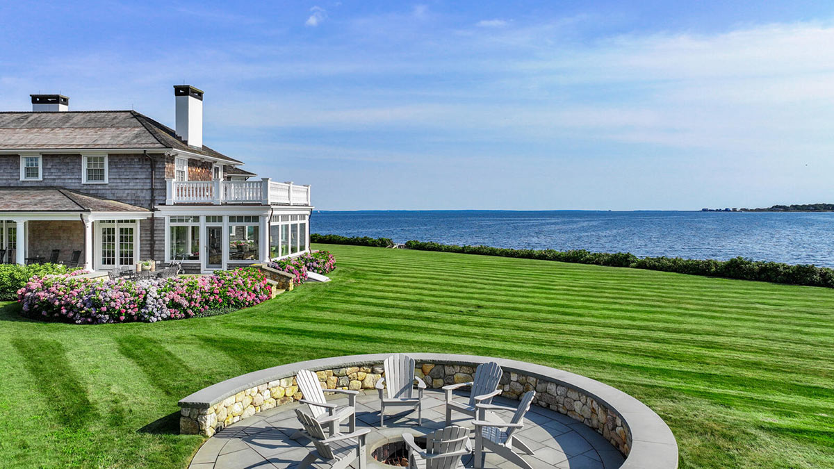 South Coast, Massachusetts investment property