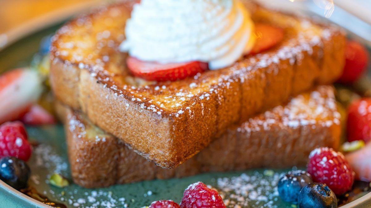 French toast with berries at a Boston brunch restaurant